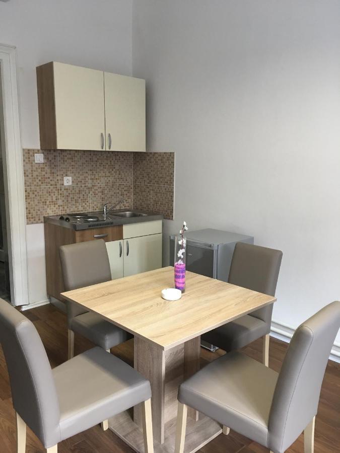Centar Oaza Apartment Zagreb Luaran gambar